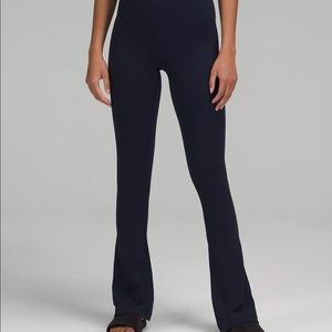 lululemon high rise mini flares size 4 in true navy NWT